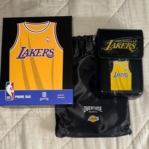 LAKERS LEATHER PHONE  BAG